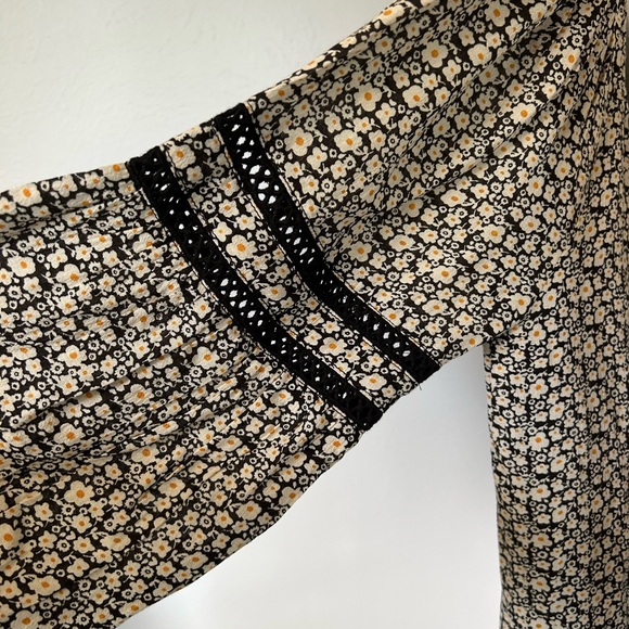 Natural life ditzy micro floral shift mini dress boho size small bell sleeve - Picture 10 of 10